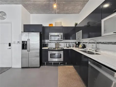 234 NE 3rd Street Miami FL 33132