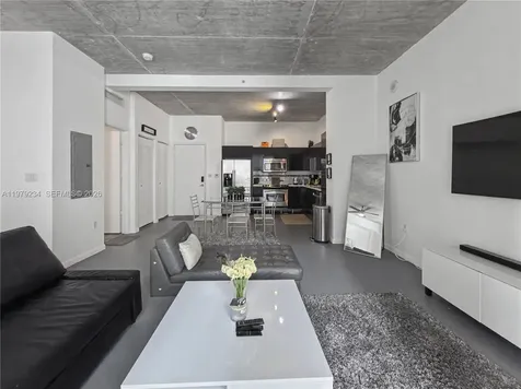 234 NE 3rd Street Miami FL 33132