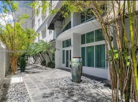 234 NE 3rd Street Miami FL 33132