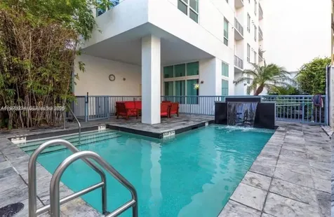 234 NE 3rd Street Miami FL 33132