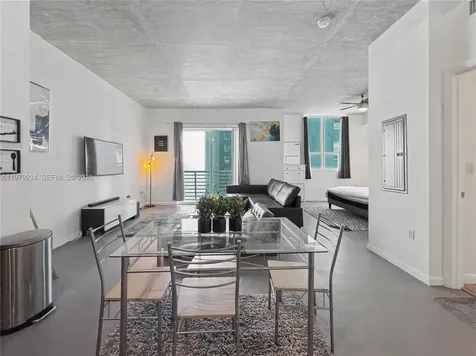 234 NE 3rd Street Miami FL 33132