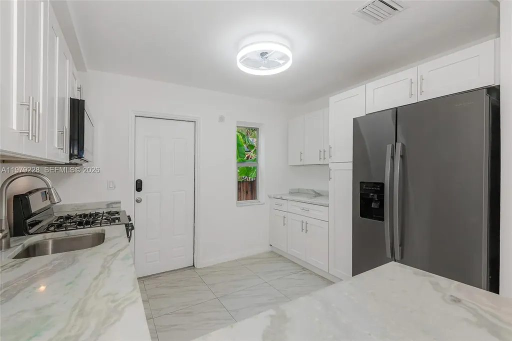 1914 Dewey Street Hollywood FL 33020