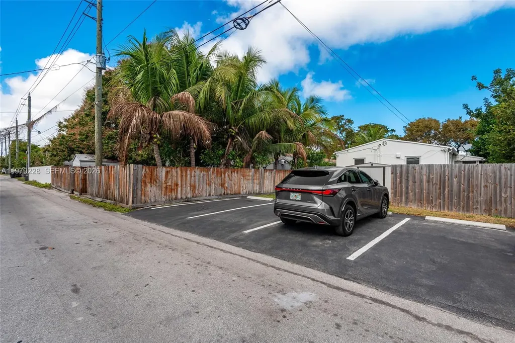 1914 Dewey Street Hollywood FL 33020
