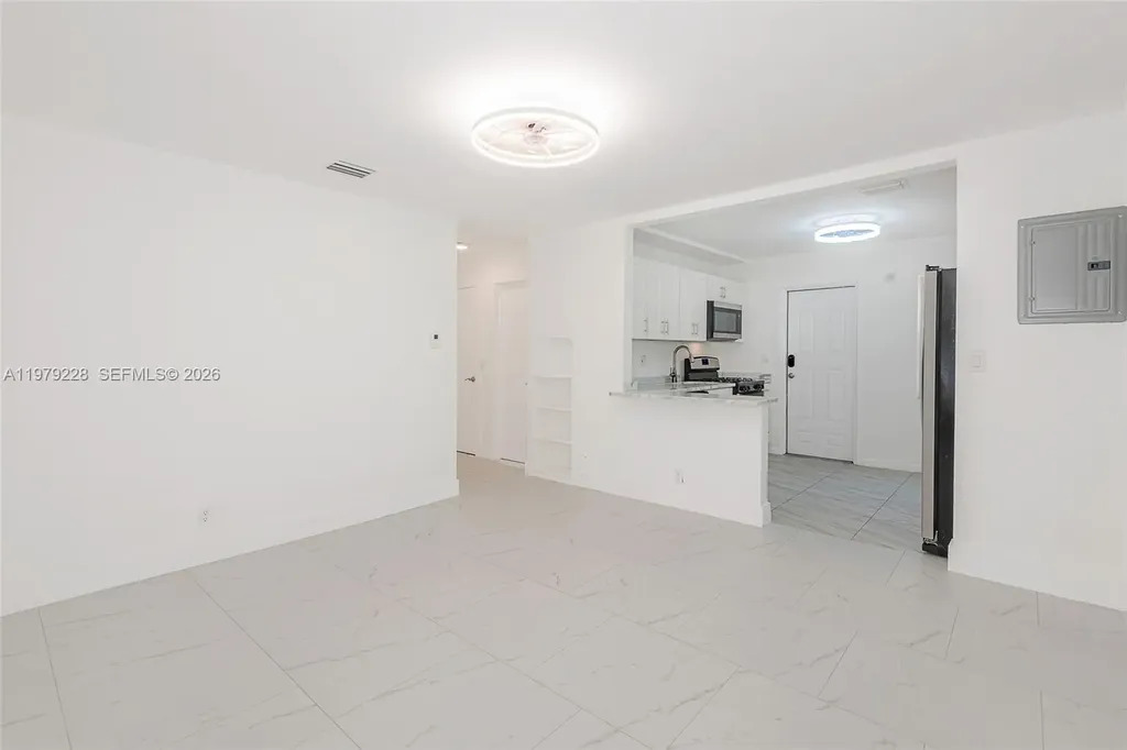 1914 Dewey Street Hollywood FL 33020