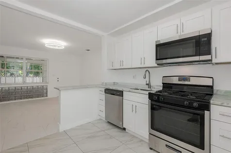 1914 Dewey Street Hollywood FL 33020