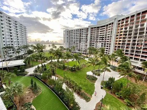1500 Bay Road Miami Beach FL 33139