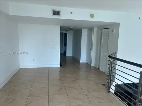 41 SE 5th Street Miami FL 33131