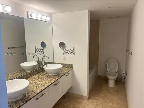 41 SE 5th Street Miami FL 33131