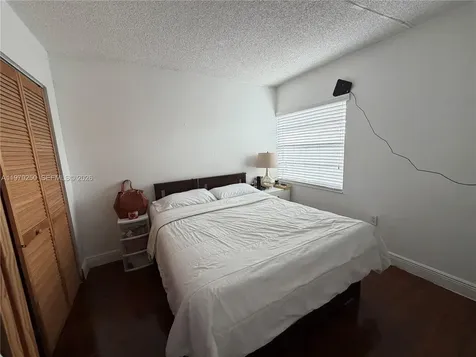 9390 W Flagler Street Miami FL 33174