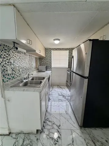 9390 W Flagler Street Miami FL 33174
