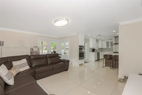 15025 SW 96th Terrace Miami FL 33196