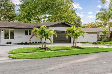 5402 SW 1st Court Plantation FL 33317