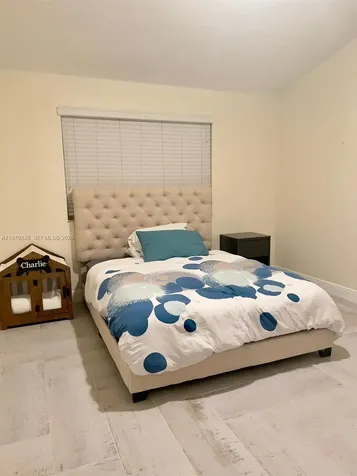 568 N University Drive Plantation FL 33324