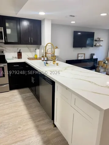 568 N University Drive Plantation FL 33324