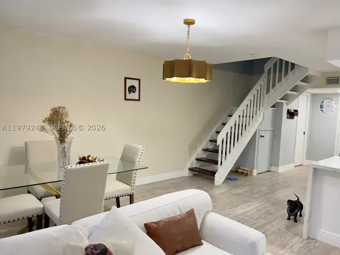 568 N University Drive Plantation FL 33324