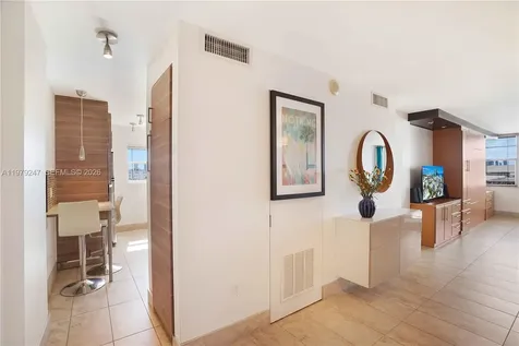 245 18th Street Miami Beach FL 33139