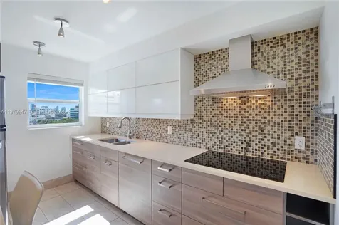 245 18th Street Miami Beach FL 33139