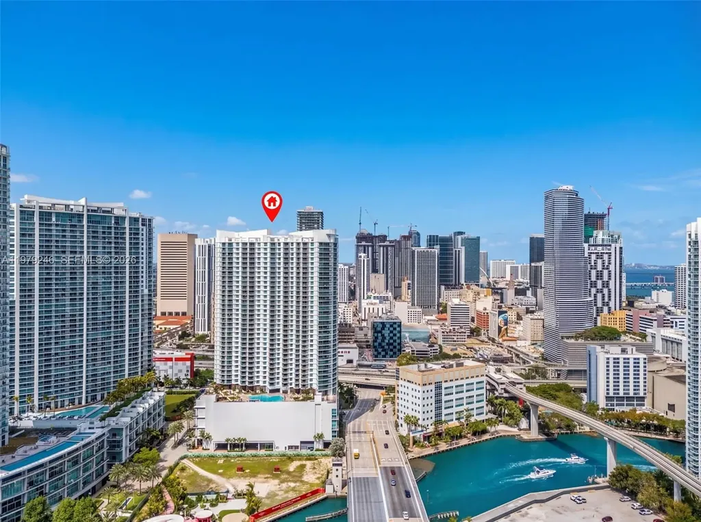 350 S Miami Avenue Miami FL 33130