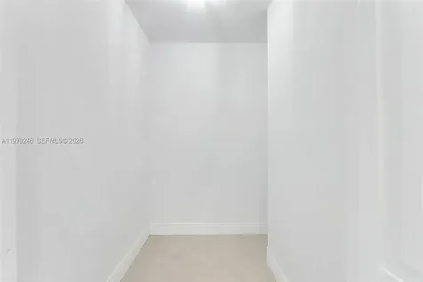 350 S Miami Avenue Miami FL 33130