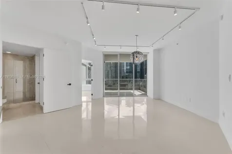 350 S Miami Avenue Miami FL 33130