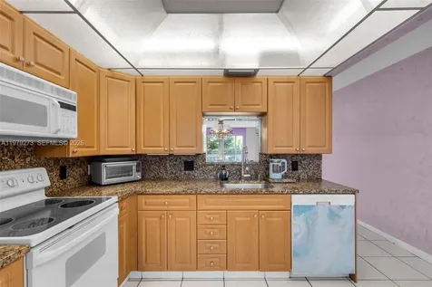 2502 Antigua Terrace Coconut Creek FL 33066