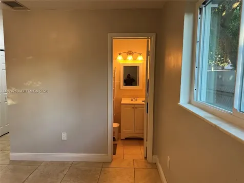 4734 SW 4th Street Miami FL 33134