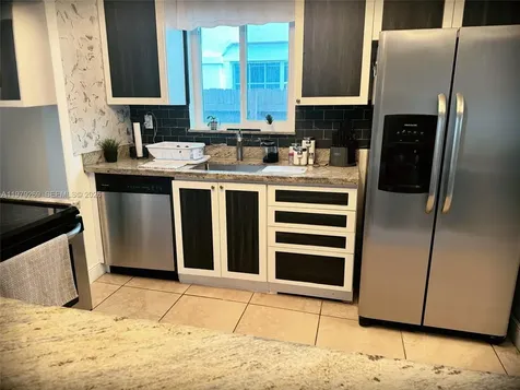4734 SW 4th Street Miami FL 33134