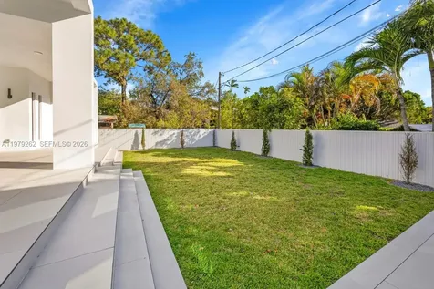 472 S Royal Poinciana Boulevard Miami Springs FL 33166