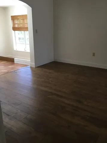 8927 Hawthorne Avenue Surfside FL 33154