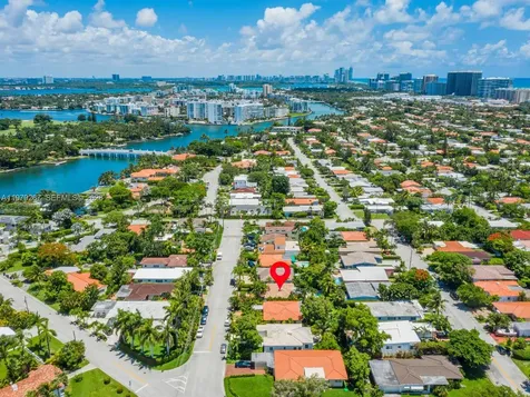 8927 Hawthorne Avenue Surfside FL 33154