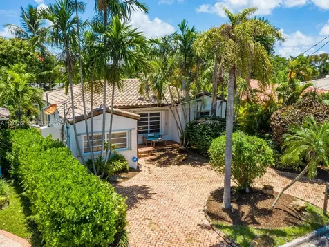 8927 Hawthorne Avenue Surfside FL 33154