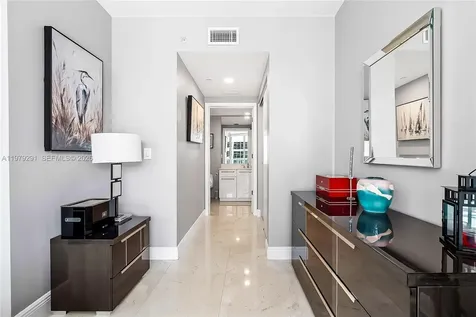 3101 S Ocean Drive Hollywood FL 33019