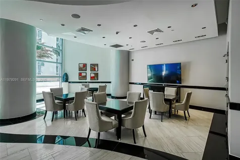 3101 S Ocean Drive Hollywood FL 33019