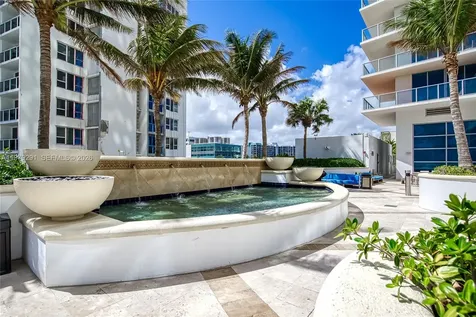 3101 S Ocean Drive Hollywood FL 33019