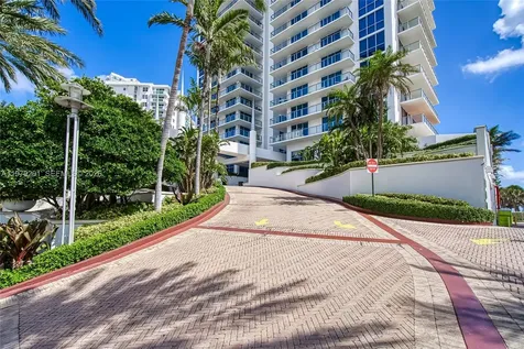 3101 S Ocean Drive Hollywood FL 33019