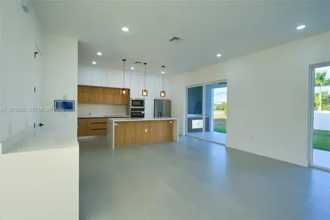 5 SW 26th Place Cape Coral FL 33991
