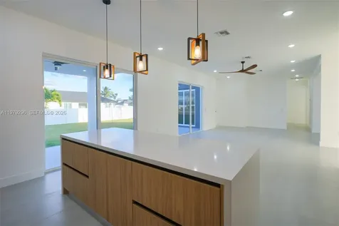 5 SW 26th Place Cape Coral FL 33991