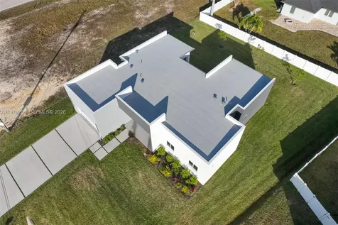 5 SW 26th Place Cape Coral FL 33991