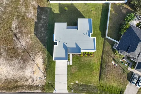 5 SW 26th Place Cape Coral FL 33991