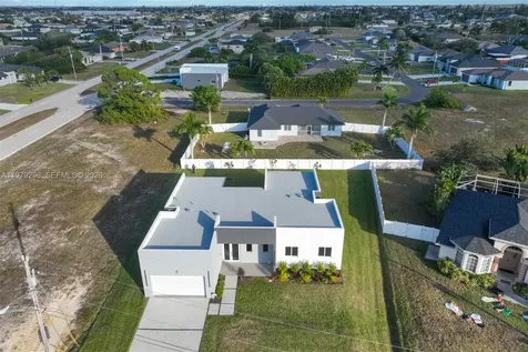 5 SW 26th Place Cape Coral FL 33991