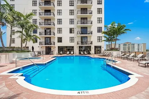 888 Douglas Road Coral Gables FL 33134