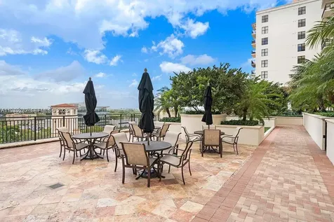 888 Douglas Road Coral Gables FL 33134