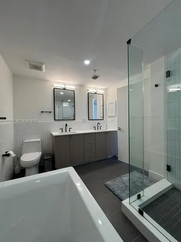 888 Douglas Road Coral Gables FL 33134