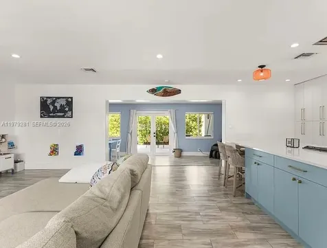 2211 NE 35th Court Lighthouse Point FL 33064