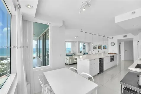 400 S Pointe Drive Miami Beach FL 33139