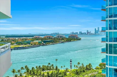 400 S Pointe Drive Miami Beach FL 33139
