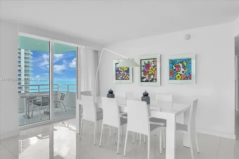 400 S Pointe Drive Miami Beach FL 33139