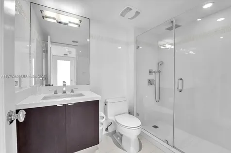 400 S Pointe Drive Miami Beach FL 33139