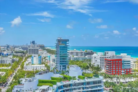 400 S Pointe Drive Miami Beach FL 33139