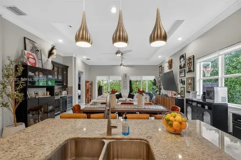 14929 SW 176th Terrace Miami FL 33187